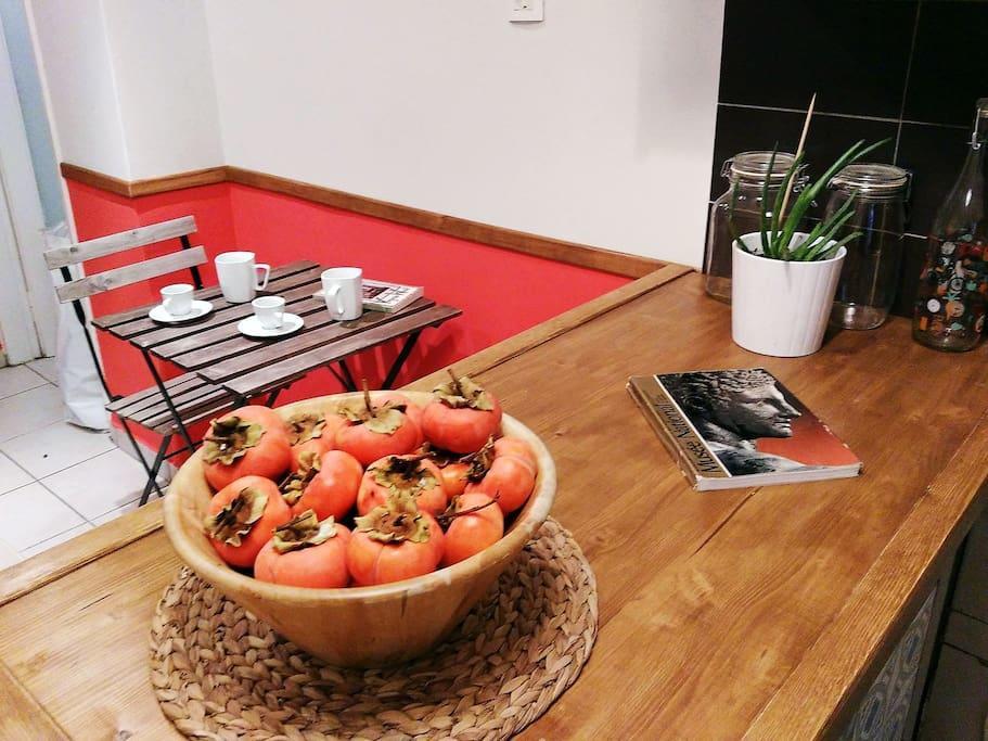 Blue & Red Apartment Athens Ngoại thất bức ảnh