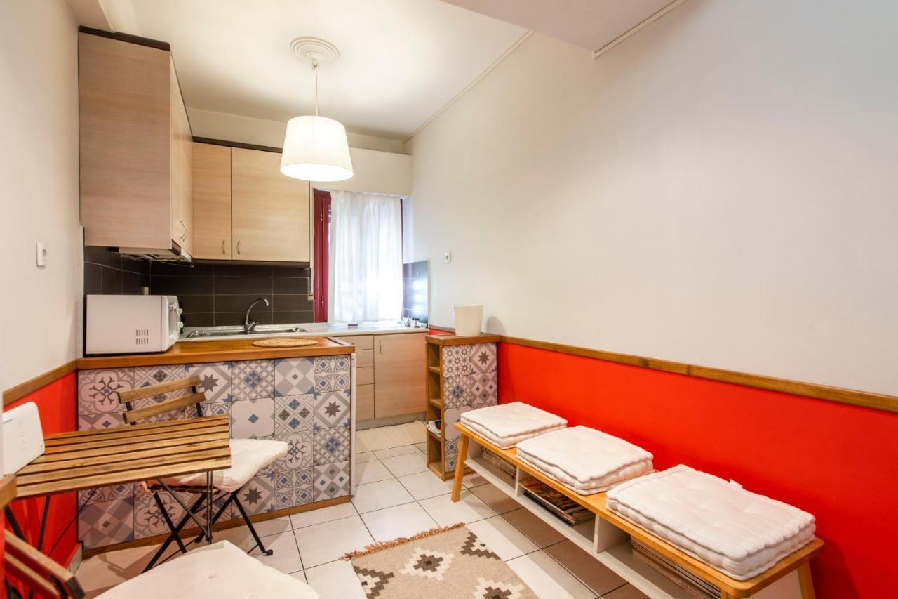 Blue & Red Apartment Athens Ngoại thất bức ảnh