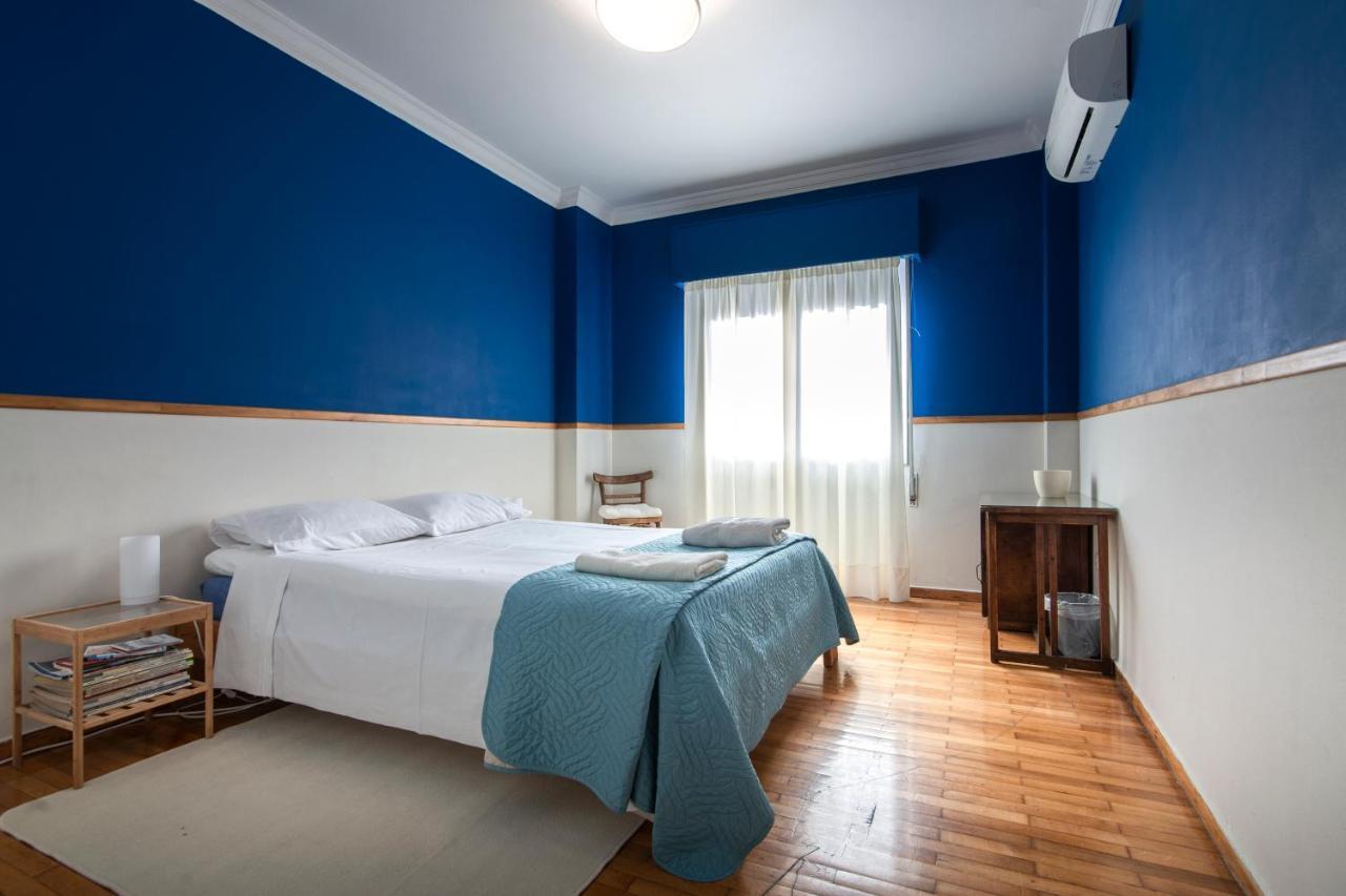 Blue & Red Apartment Athens Ngoại thất bức ảnh